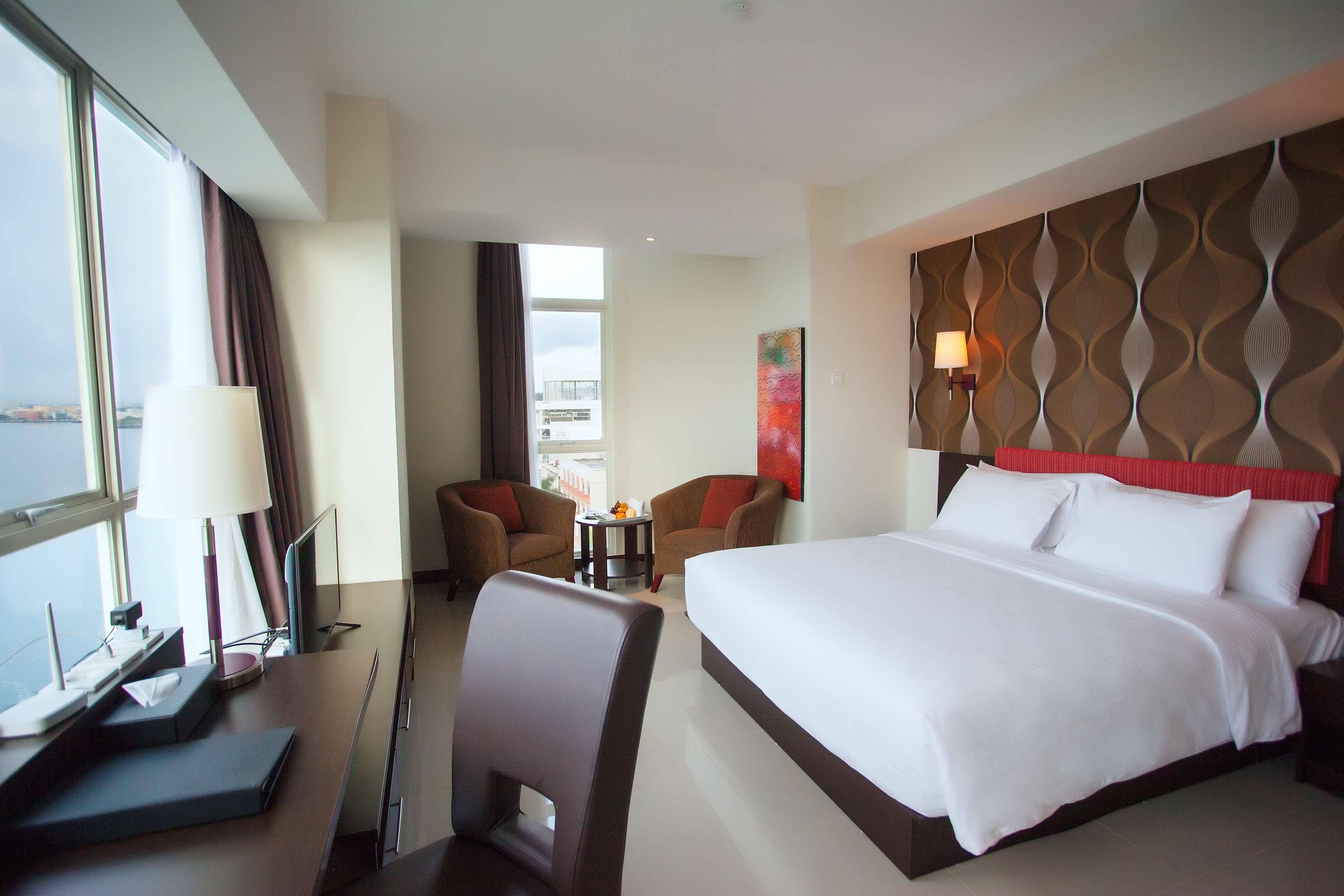 Best Western The Lagoon Hotel Манадо Екстер'єр фото